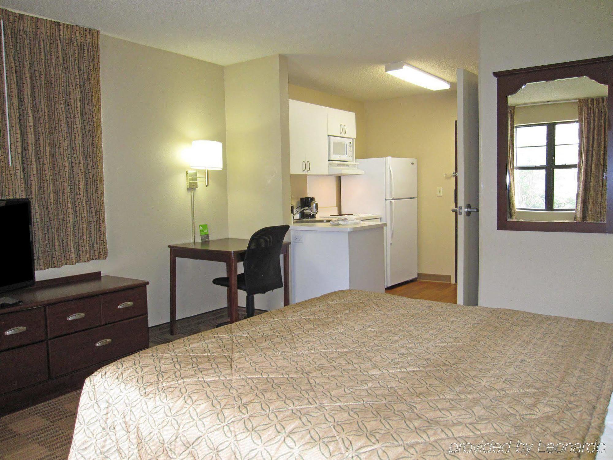Extended America - - North Hotel 2*